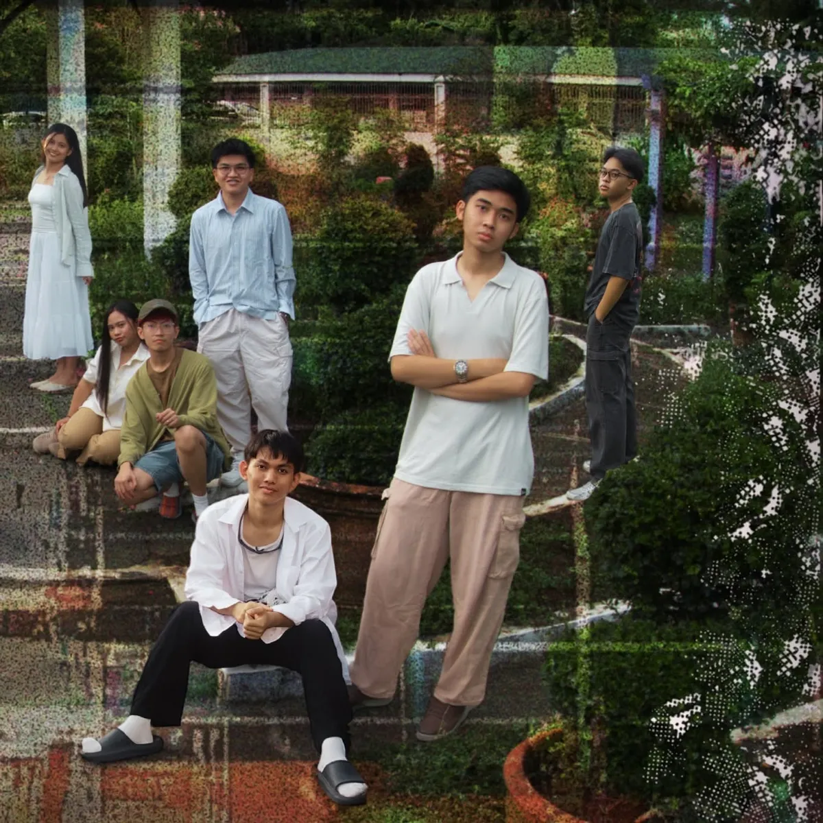 Members of Synthesis, the guild's newest batch, posing in a campus garden