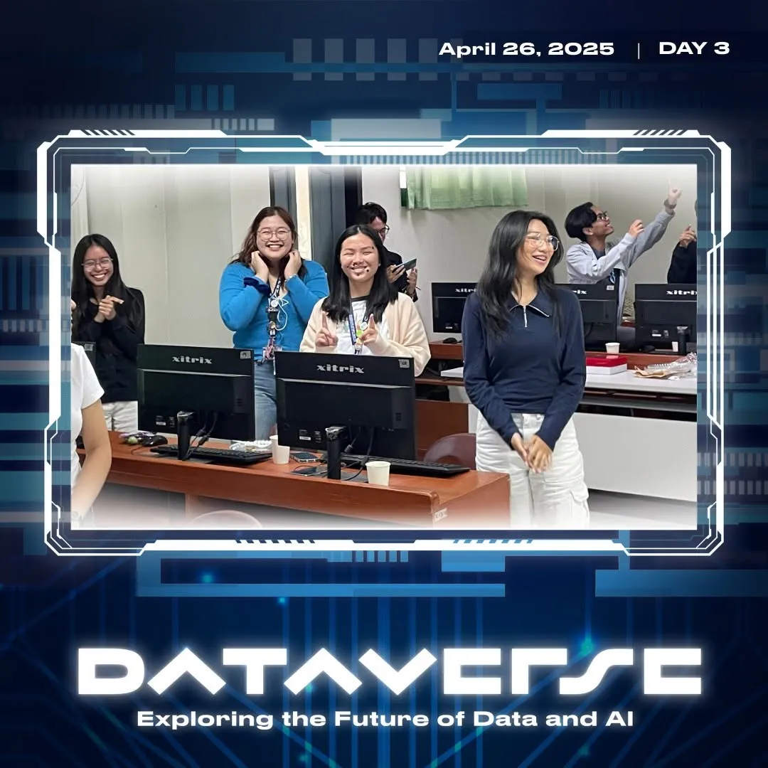 A facilitator explaining machine learning to the class